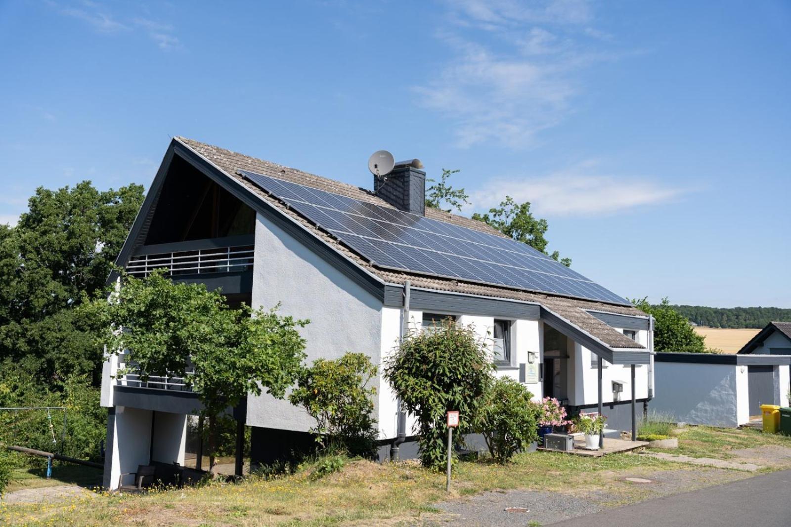 Apartment Schoene Aussicht Rot Hemfurth-Edersee